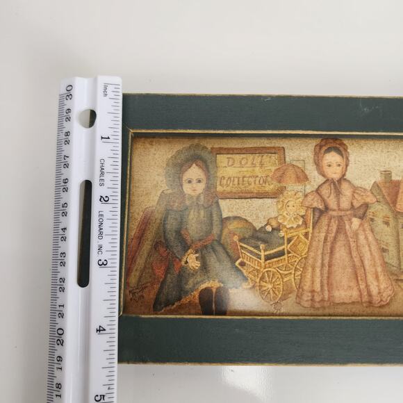 Primitive Dolls Print Framed 8" X 4.5" Doll Collector Folk Art Green Aged Frame - Picture 6 of 7